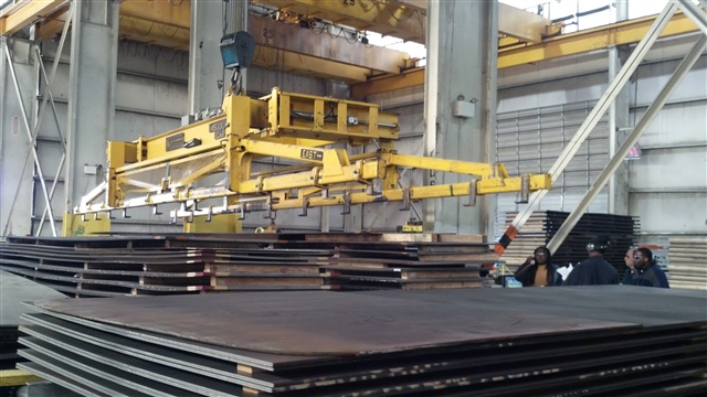 gantry bridge crane below the hook coil grab coil hook sheet lifter